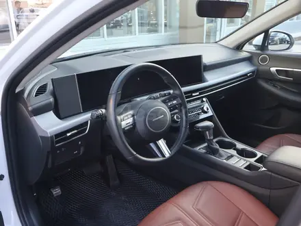 Hyundai Sonata Base 2024 года за 11 790 000 тг. в Астана – фото 14