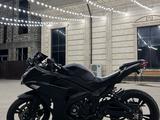 Kawasaki  Ninja 400 2020 года за 850 000 тг. в Атырау – фото 2