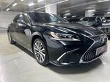 Lexus ES 250 2020 года за 17 950 000 тг. в Астана – фото 4