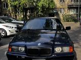 BMW 328 1993 года за 2 500 000 тг. в Алматы