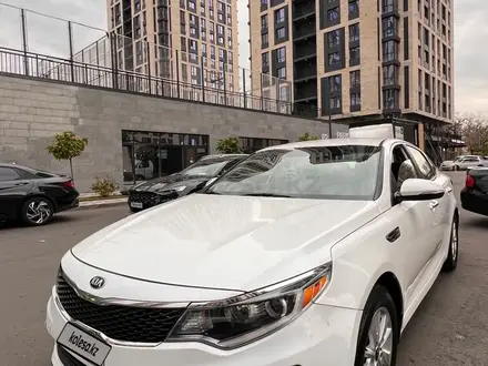 Kia Optima 2017 года за 6 500 000 тг. в Алматы – фото 2