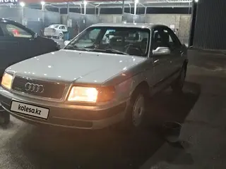 Audi 100