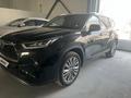 Toyota Highlander 2025 года за 28 200 000 тг. в Алматы – фото 3