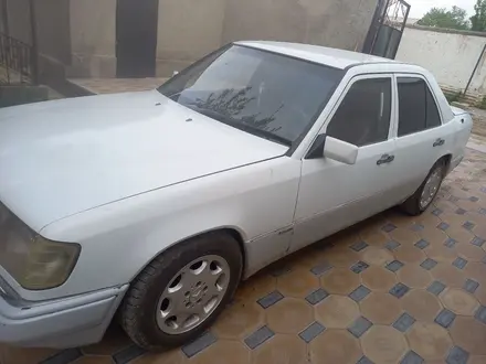 Mercedes-Benz E 230 1989 года за 1 100 000 тг. в Туркестан – фото 4