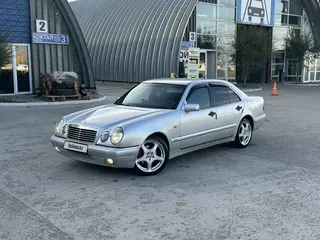 Mercedes-Benz E 280