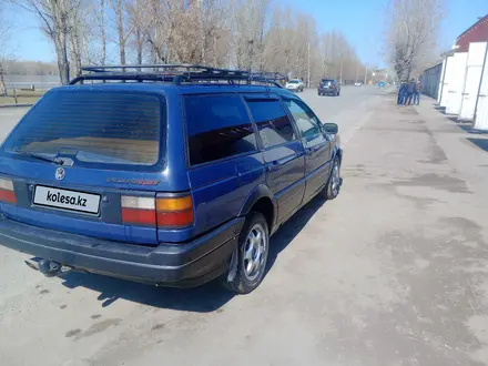Volkswagen Passat 1993 года за 1 200 000 тг. в Семей – фото 4
