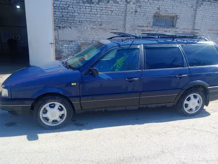 Volkswagen Passat 1993 года за 1 200 000 тг. в Семей – фото 6