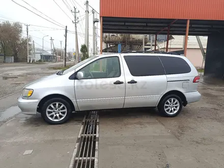 Toyota Sienna 2002 года за 5 100 000 тг. в Шымкент – фото 2