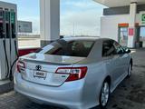 Toyota Camry 2013 года за 5 800 000 тг. в Атырау – фото 2