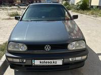 Volkswagen Golf 1994 годаүшін2 200 000 тг. в Тараз