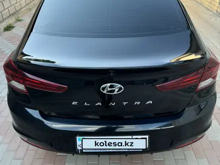 Hyundai Elantra 2020 года за 8 200 000 тг. в Алматы – фото 15