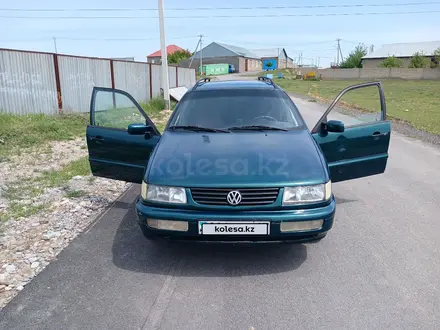 Volkswagen Passat 1995 года за 1 700 000 тг. в Шымкент – фото 8