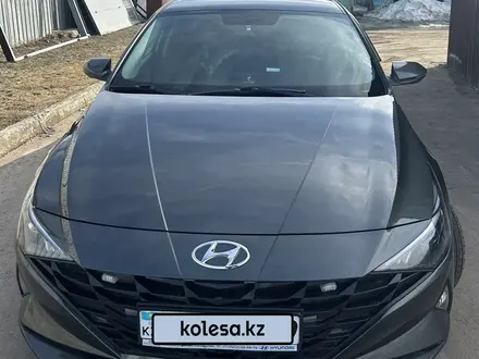 Hyundai Elantra 2021 года за 9 700 000 тг. в Жезказган