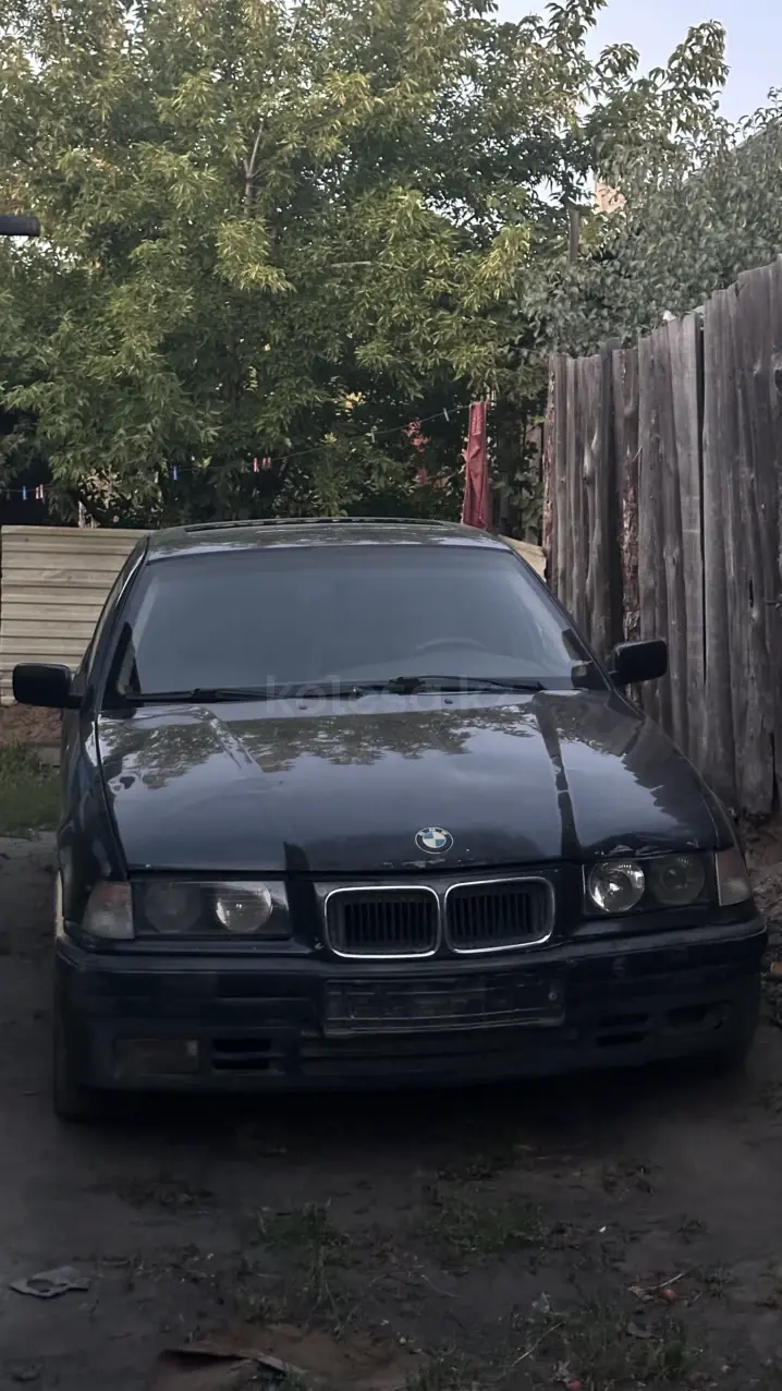 BMW 3 Series, 1993
