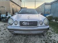 Mercedes-Benz E 230 1997 годаfor1 300 000 тг. в Астана