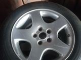 Оригинальные диски, вместе с резиной Audi c4, A6. за 210 000 тг. в Алматы – фото 2