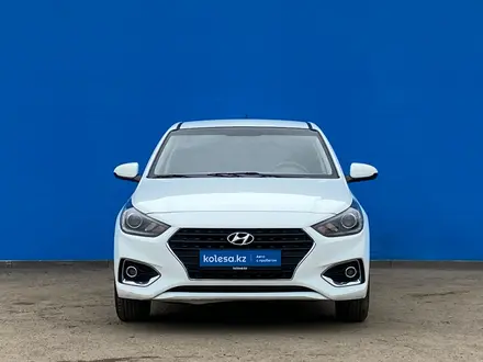 Hyundai Accent 2018 года за 7 590 000 тг. в Алматы – фото 2