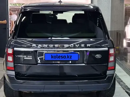 Land Rover Range Rover 2014 года за 27 070 000 тг. в Алматы – фото 2