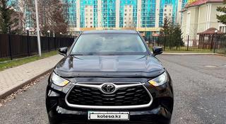 Toyota Highlander 2022 года за 22 900 000 тг. в Астана