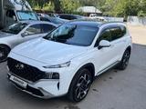 Hyundai Santa Fe 2023 года за 16 500 000 тг. в Астана