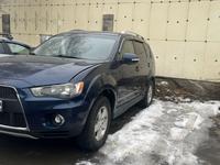 Mitsubishi Outlander 2010 годаүшін5 500 000 тг. в Алматы