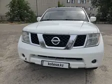 Nissan Pathfinder, 2004