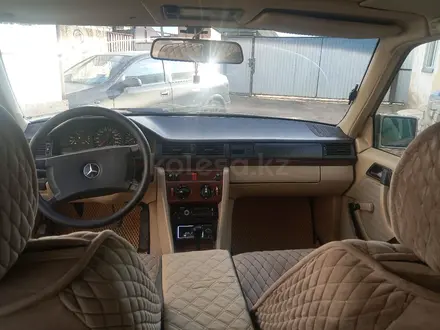 Mercedes-Benz E 300 1991 года за 1 900 000 тг. в Актобе – фото 6