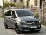 Mercedes-Benz V 300 2023 годаүшін63 000 000 тг. в Алматы – фото 2