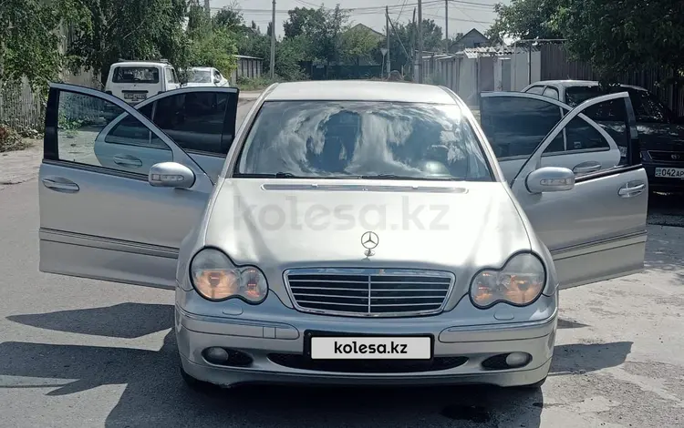 Mercedes-Benz C 240 2001 года за 3 500 000 тг. в Тараз