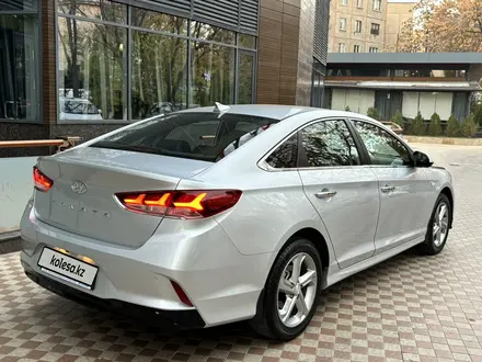 Hyundai Sonata 2021 года за 9 850 000 тг. в Шымкент – фото 10