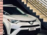 Toyota RAV4 2017 годаүшін7 600 000 тг. в Атырау – фото 2