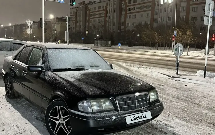 Mercedes-Benz C 220 1996 годаfor2 200 000 тг. в Астана