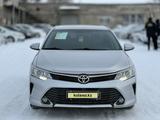 Toyota Camry 2015 годаүшін10 750 000 тг. в Актобе – фото 2