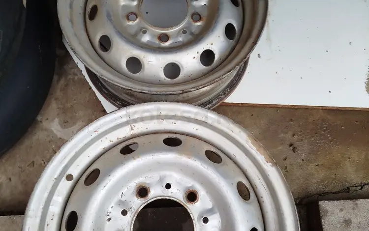 Диски от Нива 2шт р15 за 12 000 тг. в Уральск