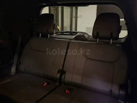 Lexus LX 570 VIP Black Edition 2018 года за 43 000 000 тг. в Шымкент – фото 18