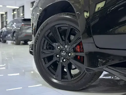 Lexus LX 570 VIP Black Edition 2018 года за 43 000 000 тг. в Шымкент – фото 21