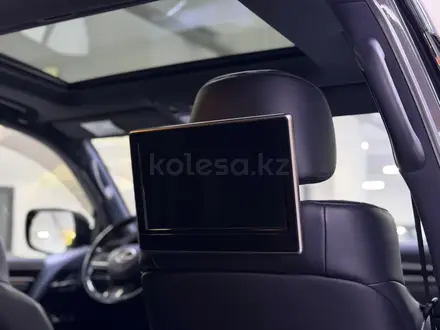 Lexus LX 570 VIP Black Edition 2018 года за 43 000 000 тг. в Шымкент – фото 22