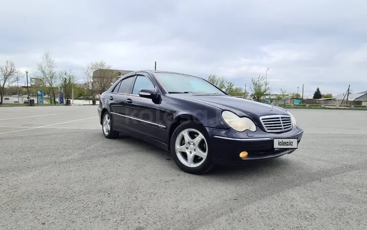 Mercedes-Benz C 240 2001 года за 3 100 000 тг. в Павлодар