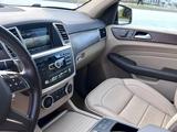 Mercedes-Benz ML 350 2013 годаүшін10 900 000 тг. в Риддер – фото 3