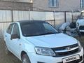 ВАЗ (Lada) Granta 2190 2015 годаүшін2 100 000 тг. в Семей
