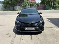 Toyota Camry 2020 года за 11 750 000 тг. в Алматы
