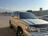 Toyota Highlander 2005 годаүшін7 800 000 тг. в Алматы