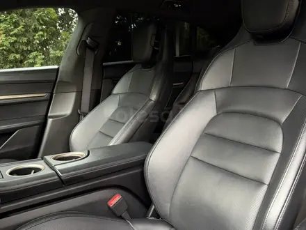 Porsche Taycan 2022 года за 63 800 000 тг. в Алматы – фото 19