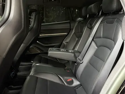 Porsche Taycan 2022 года за 63 800 000 тг. в Алматы – фото 21