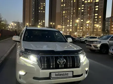 Toyota Land Cruiser Prado 2018 года за 28 900 000 тг. в Астана – фото 4