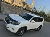 Toyota Land Cruiser Prado 2018 года за 31 000 000 тг. в Астана – фото 2