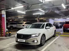 Volkswagen Passat, 2022