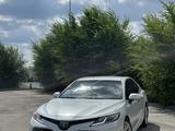 Toyota Camry 2019 года за 11 300 000 тг. в Актобе – фото 5