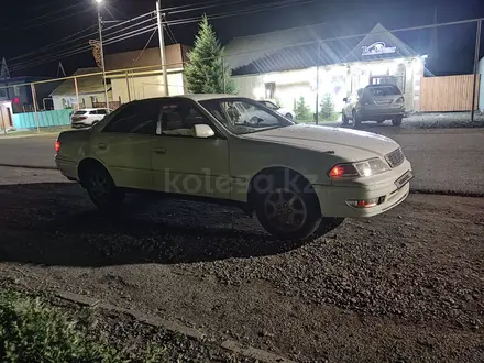 Toyota Mark II 1997 года за 1 950 000 тг. в Зайсан – фото 5