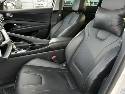 Hyundai Elantra 2024 года за 9 500 000 тг. в Атырау – фото 11